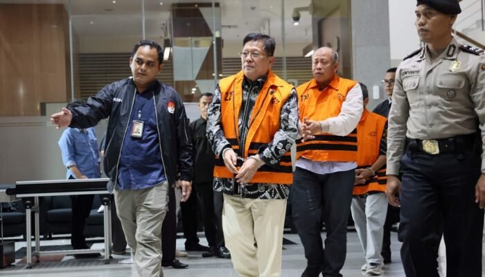 KPK Tahan 4 Tersangka Pembayaran Komisi Asuransi Perkapalan Perusahaan Asuransi BUMN